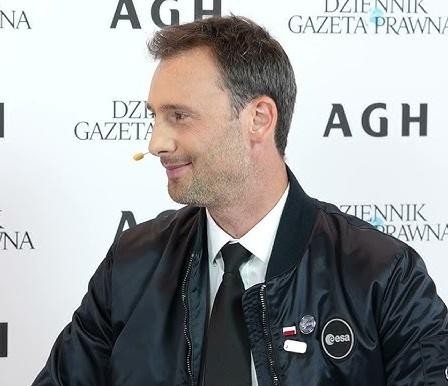 Zrzut ekranu przedstawiający profil Sławosza Uznańskiego (@astro_slawosz) na Instagramie, z widoczną liczbą obserwujących i przykładami postów.